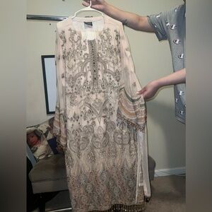 Desi dress 3 piece large slightly worn